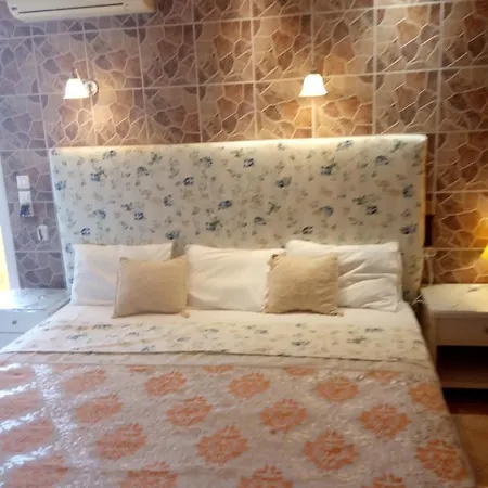 Alojamento de Acomodação e Pequeno-almoço Ionian St&apts *