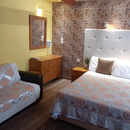 Ionian St&apts فندق مبيت وإفطار