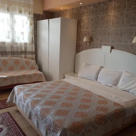 Alojamento de Acomodação e Pequeno-almoço Ionian St&apts